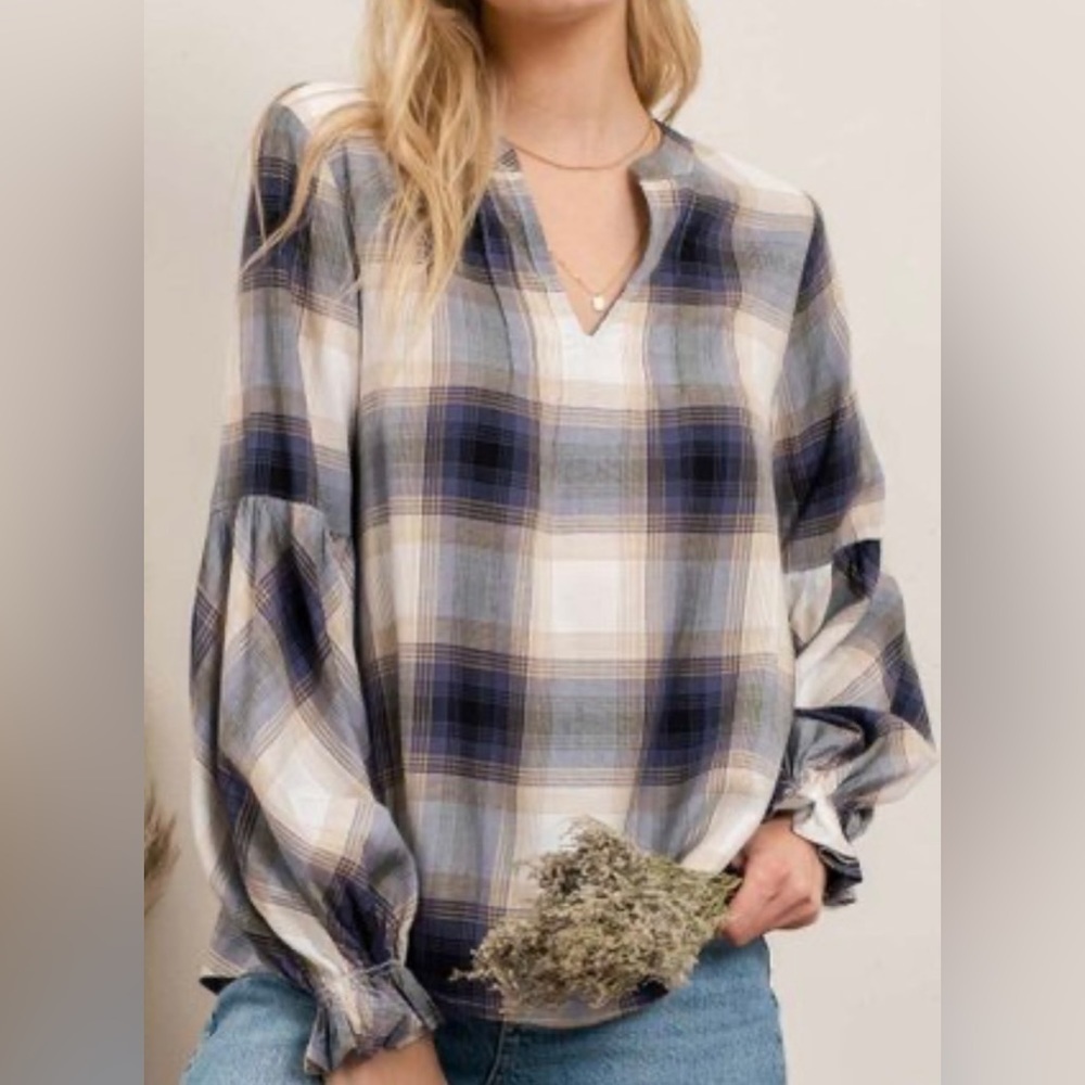 NWT Blu Pepper Women’s Plaid Pullover